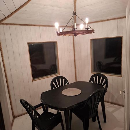 Gula Huset Villa Perstorp Exteriör bild